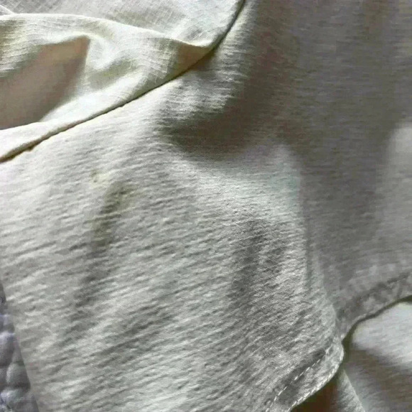 Avalanche Lightweight Jacket with adjustable cord and hood size small - Picture 9 of 12